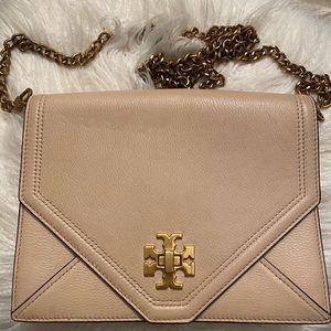 Light pink Tory Burch purse